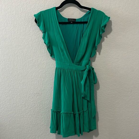 REVOLVE MAJORELLE Misty Dress in Kelly Green, Size XS - Picture 2 of 13